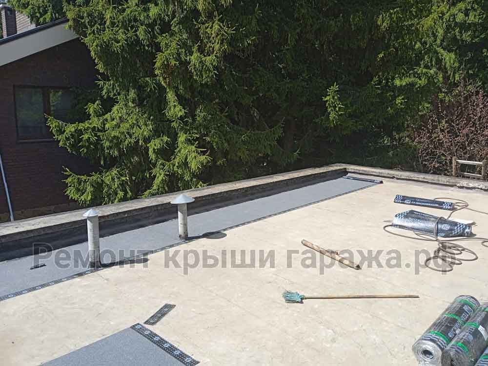 Ремонт мягкой кровли на гараже в частном доме2