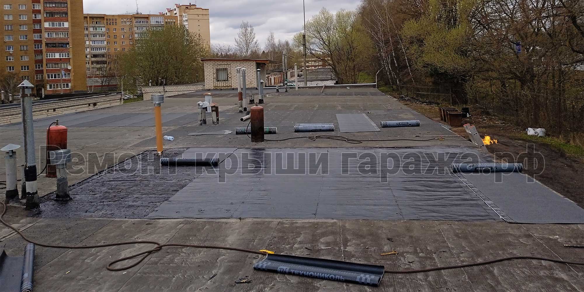 Устройство мягкой кровли на гараже (нижний слой)